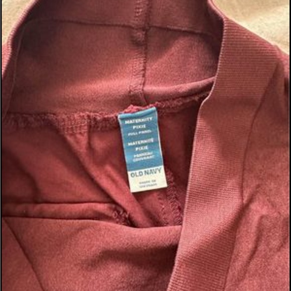 Old Navy Maternity Full Panel Pixie Ankle Pants - Raisin Arizona - Picture 5 of 11